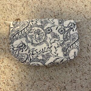 Quilted Black & White Floral Zip Pouch